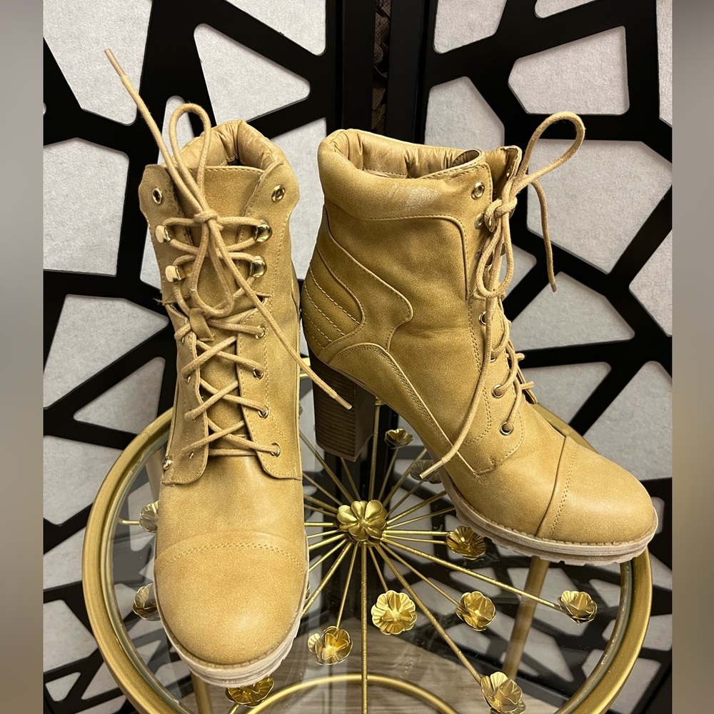 Guess high heel hiking boots